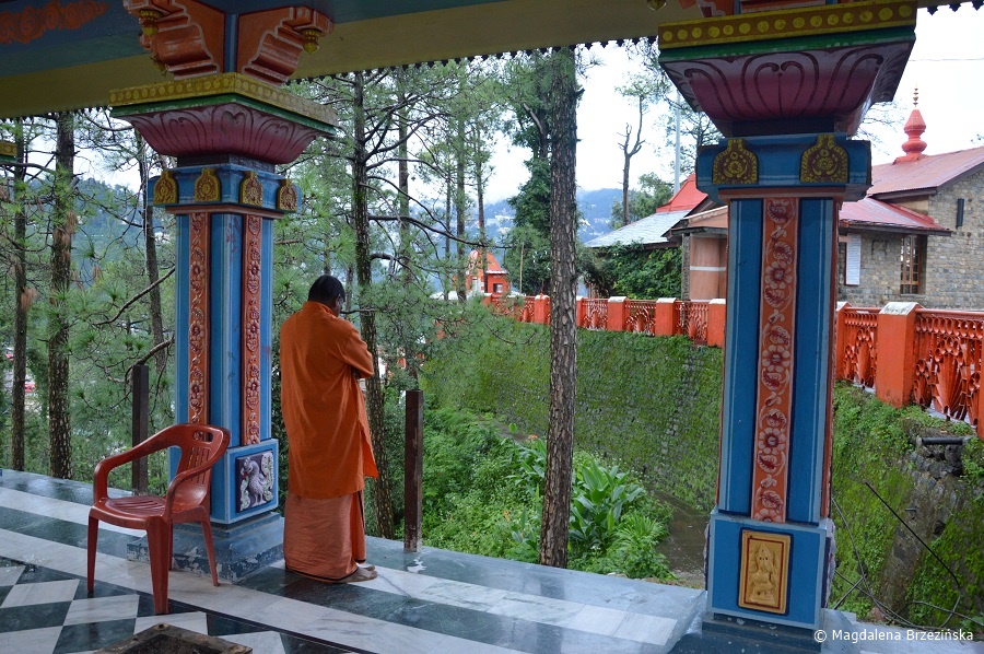 fot. Świątynia Sankat Mochan, Shimla © Magdalena Brzezińska, Indie 2016